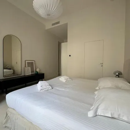Centre Apartment *